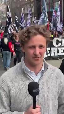 Thousands of CFMEU members strike in Melbourne CBD