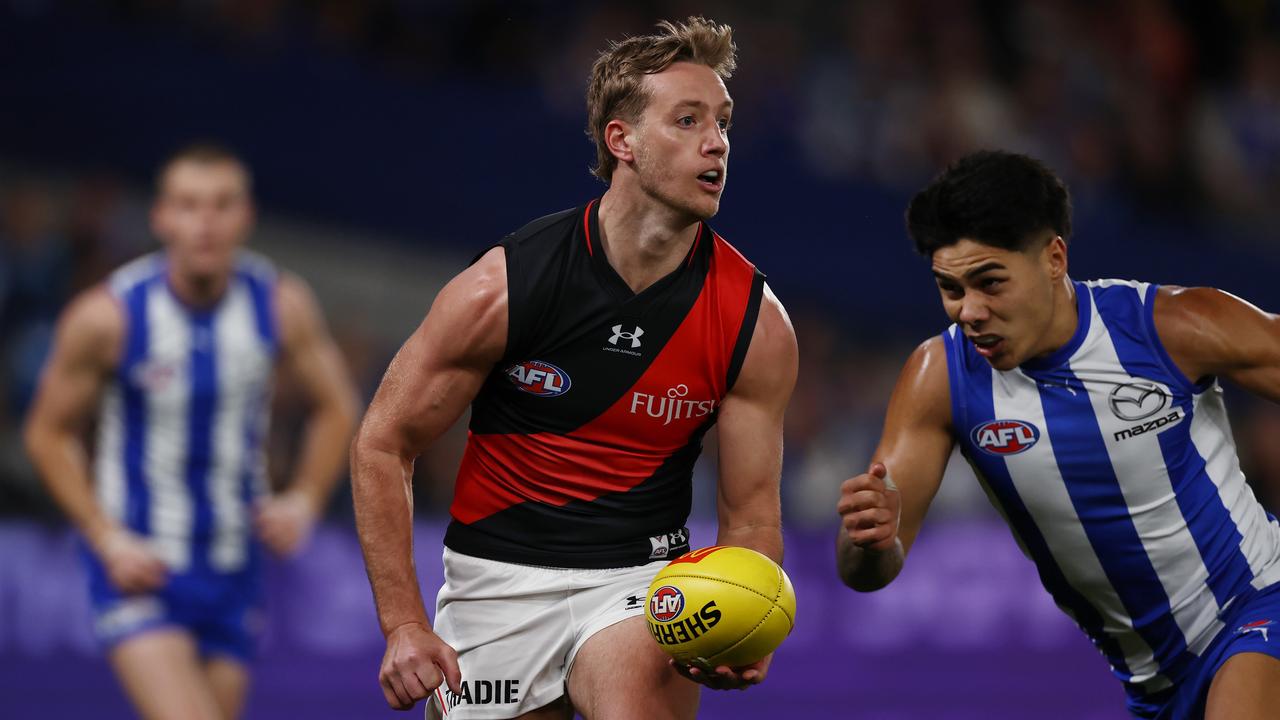 ‘Ridiculous’: Essendon called out over false contract announcement