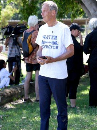 Bob Brown speaks at a press conference at Clermont Showgrounds. Picture: AAP/Steve Pohlner