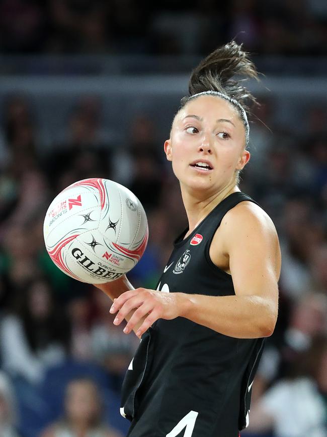 Magpie Molly Jovic recovered from a nasty head knock to play out the match. Picture: Kelly Defina/Getty Images