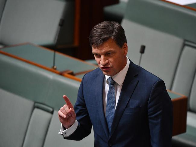 Energy Minister Angus Taylor wants savings passed on.