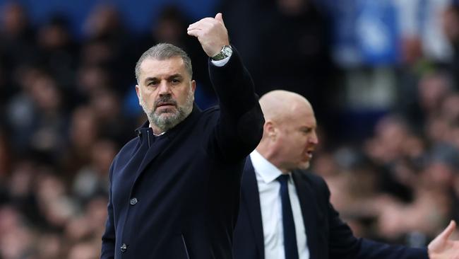 Ange Postecoglou gestures during the Premier League match between Everton FC and Tottenham Hotspur. Photo by Clive Brunskill/Getty Images.