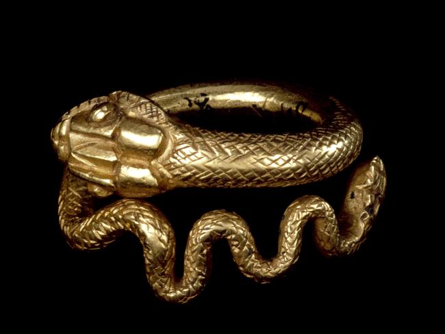 A snake gold snake ring, circa 300-100 BC.