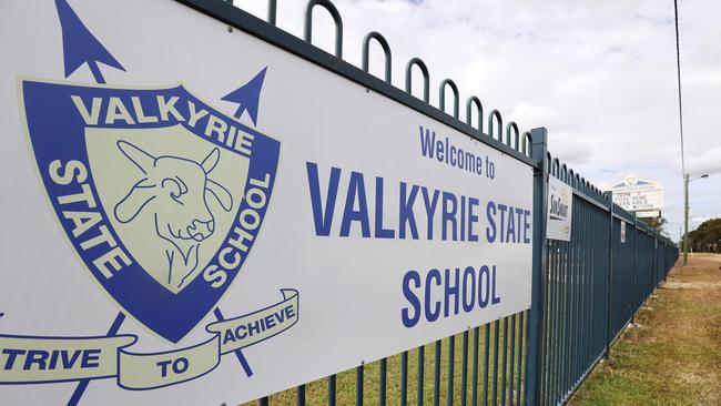 The students at Valkyrie State School are unable to use the oval due to a lack of water. Photo: Tara Croser.