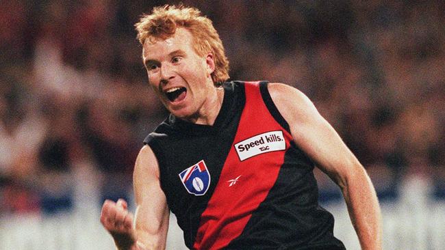 Footballer Darren Bewick. AFL football - Essendon vs North Melbourne Kangaroos match at the MCG 01 Apr 1999.