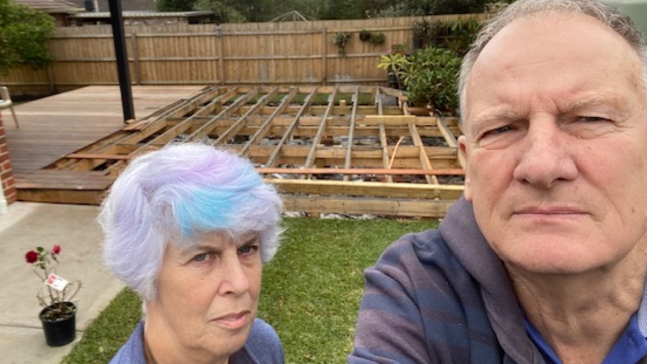 Sandy and Peter Jahnke have issued a warning over the builder.