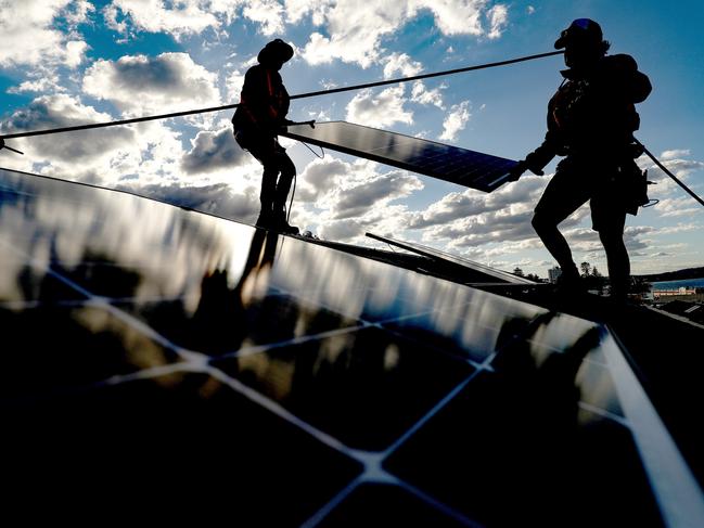 Hundreds of thousands of Victorian households with rooftop solar will miss out on electricity bill credits after a proposed slashing of a solar energy rebate. Picture: Getty Images