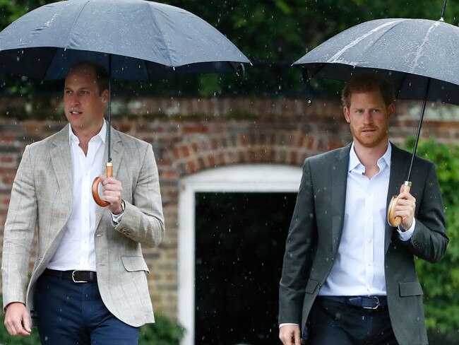 LONDON, ENGLAND - AUGUST 30: (L-R) , Prince William, Duke of Cambridge and Prince Harry are seen during a visit to The Sunken Garden at Kensington Palace on August 30, 2017 in London, England. The garden has been transformed into a White Garden dedicated in the memory of Princess Diana, mother of The Duke of Cambridge and Prince Harry. (Photo by Kirsty Wigglesworth- WPA Pool/Getty Images)