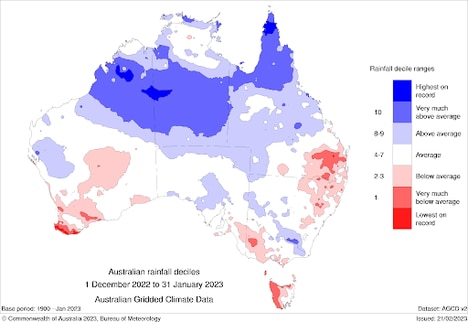 Queensland, NSW, Victoria, and WA are already seeing green areas begin to dry, sparking grassfire concerns. SOURCE: Bureau of Meteorology