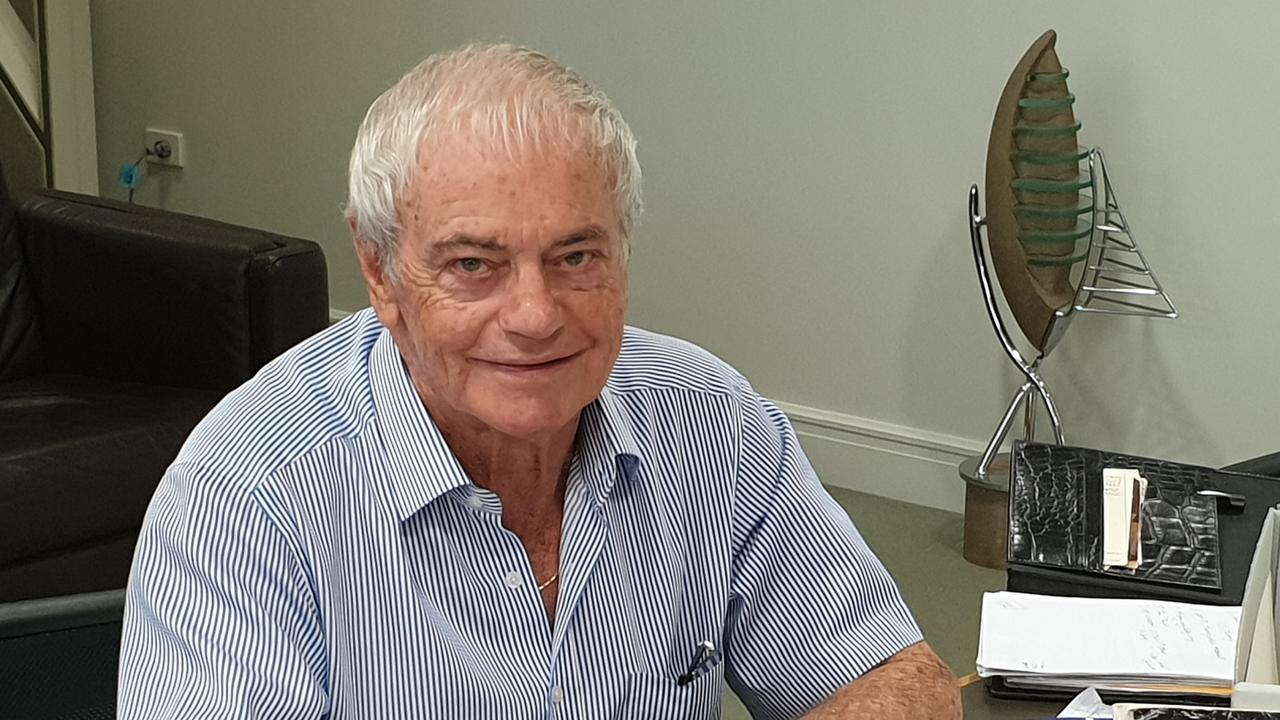 ‘Giant of the game’: AFLNT hall of famer remembered