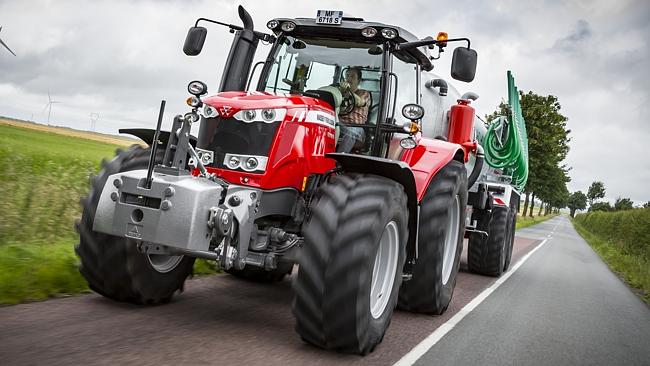 Massey Ferguson stretches four-cylinder out to 200hp in new 6700 S ...