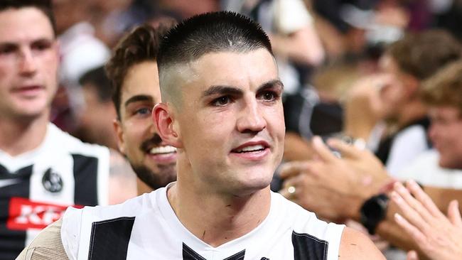 BRISBANE, AUSTRALIA - MARCH 28: Will Hoskin-Elliott and Brayden Maynard of the Magpies celebrate winning the round three AFL match between Brisbane Lions and Collingwood Magpies at The Gabba, on March 28, 2024, in Brisbane, Australia. (Photo by Chris Hyde/Getty Images)