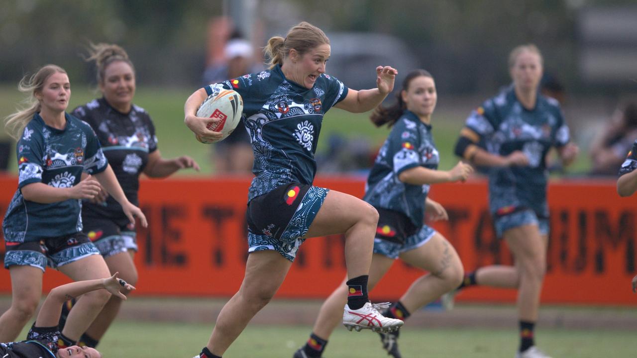 Shae Muhleisen running for the Territory All Stars at the 2023 Deadly Cup Carnival women's match. Picture: Pema Tamang Pakhrin