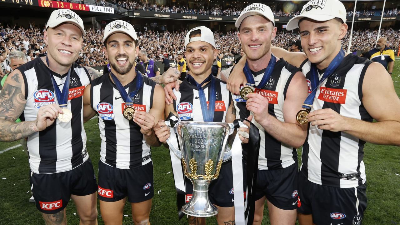 Winners are grinners. Photo by Darrian Traynor/AFL Photos/via Getty Images.