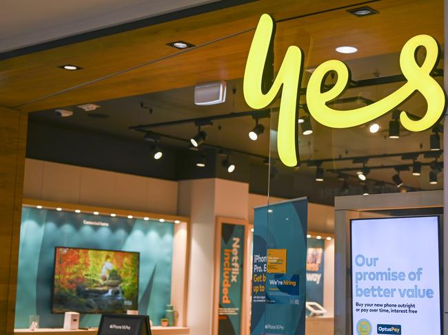 CANBERRA, AUSTRALIA - NewsWire Photos September 23, 2022: Optus store at Woden Plaza in Canberra. Picture: NCA NewsWire / Martin Ollman