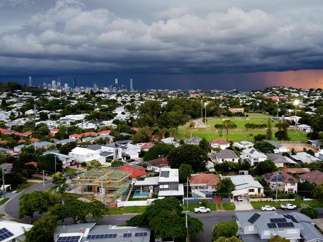 Severe storms roll in over Brisbane. Picture: Sean Callinan