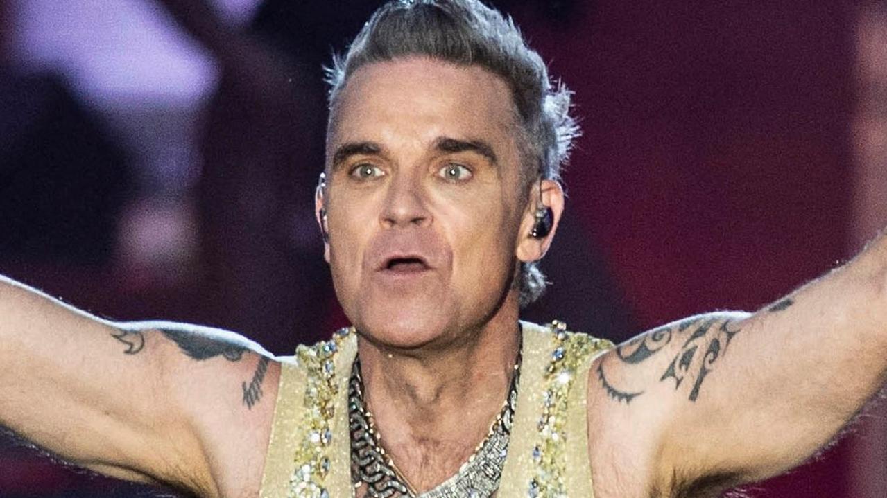 Robbie Williams opens up about his struggle with body dysmorphia ...