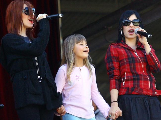 With The Veronicas at Australia Zoo in 2007. Picture: Getty Images