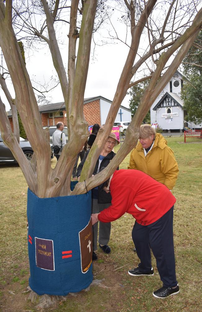 St Mark's Women's gild setting up the finishing touches outside the church. July 17, 2024. (Photo: NRM)