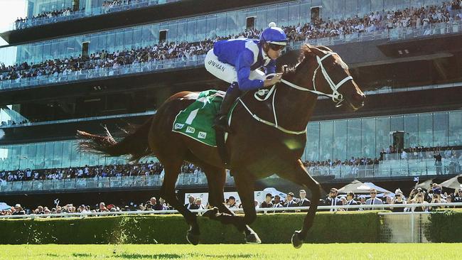 SYDNEY, AUSTRALIA — MARCH 03: Hugh Bowman on Winx wins race 6 The Chipping Norton Stakes during Sydney Racing at Royal Randwick Racecourse on March 3, 2018 in Sydney, Australia. (Photo by Mark Evans/Getty Images)