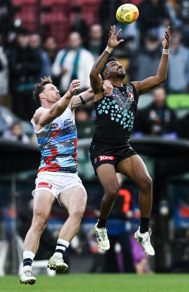 Willie Rioli competes with Cat Jed Bews in his return. Picture: Mark Brake/Getty Images