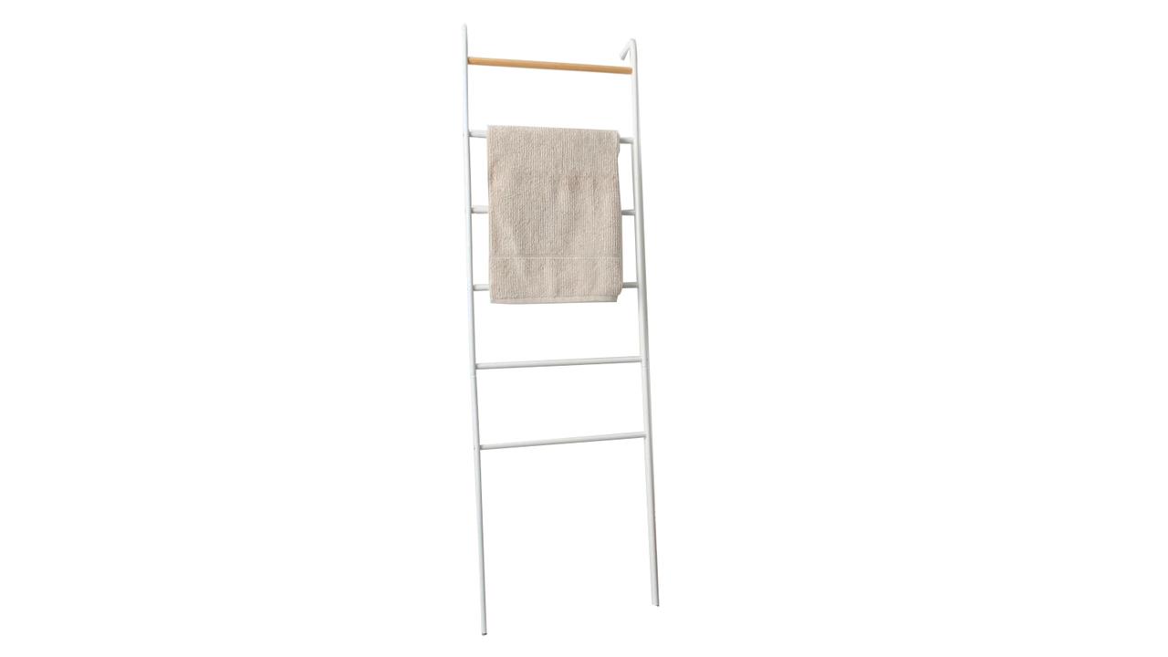 Vue Arlington Storage Ladder in White.