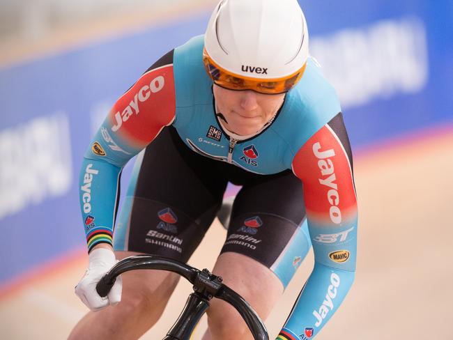 Anna Meares in action on the SuperDrome in Adelaide in 2014. Picture: AAP Image / Ben Macmahon