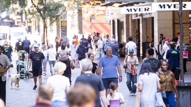 SYDNEY, AUSTRALIA. NewsWire Photos.December 21, 2024.Christmas shopping at Pitt Street Mall in SydneyÃs CBD.Picture: NewsWire / Jeremy Piper