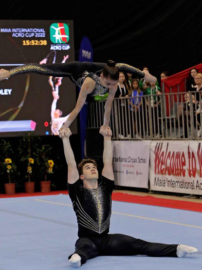 Dylan Findley and Ava Goodwin gymnasts with Skylark sports.