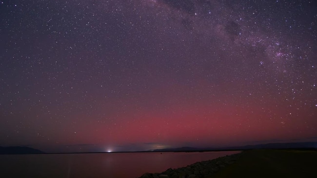 The aurora from the dam wall on Saturday night, taken with ISO 6400, low aperture and a slow shutter speed. Credit: Allison Johnston