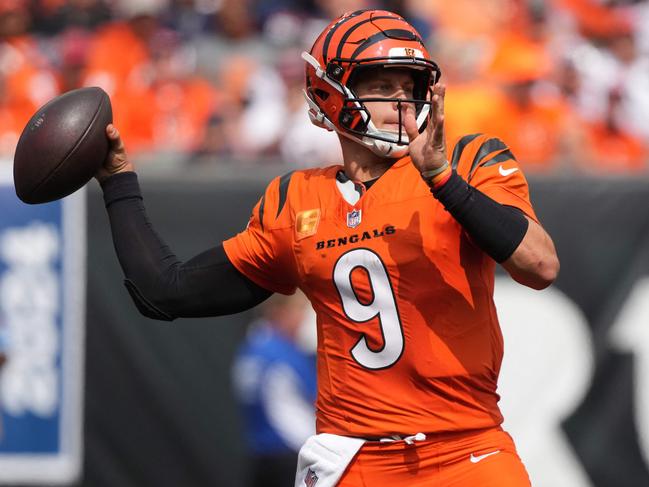 CINCINNATI, OHIO - SEPTEMBER 08: Joe Burrow #9 of the Cincinnati Bengals throws the ball during the second half against the New England Patriots at Paycor Stadium on September 08, 2024 in Cincinnati, Ohio.   Jason Mowry/Getty Images/AFP (Photo by Jason Mowry / GETTY IMAGES NORTH AMERICA / Getty Images via AFP)