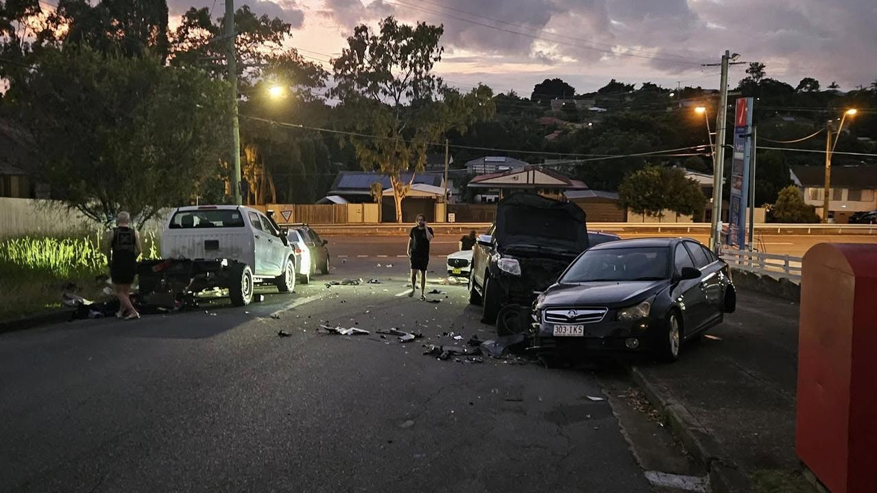 Police are investigating a crash in the early hours of the morning at Mount Gravatt. Pic: Dustin Martin.