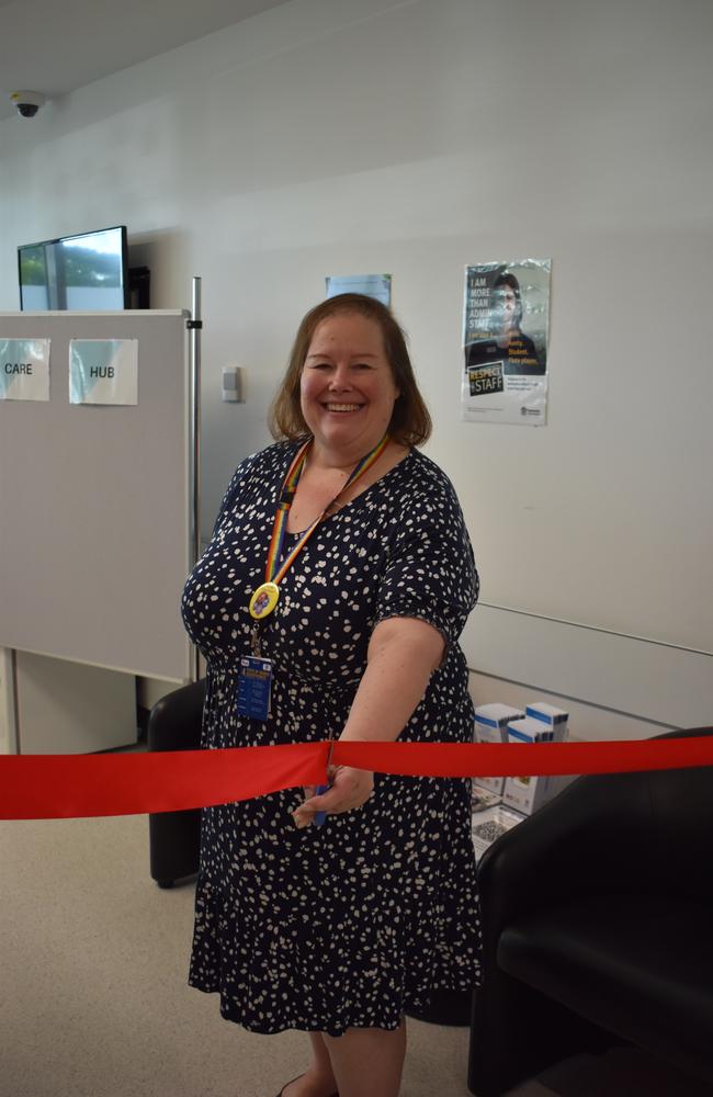 Mackay Hospital and Health Service Chief Operating Officer Sharon Walsh cuts the ribbon to officially open the new Transit Care Hub. Photo: Zoe Devenport