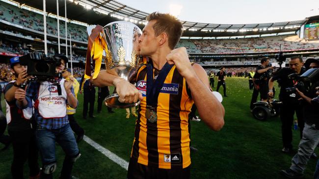 Luke Hodge kisses the 2014 premiership cup. Picture: AFL Media