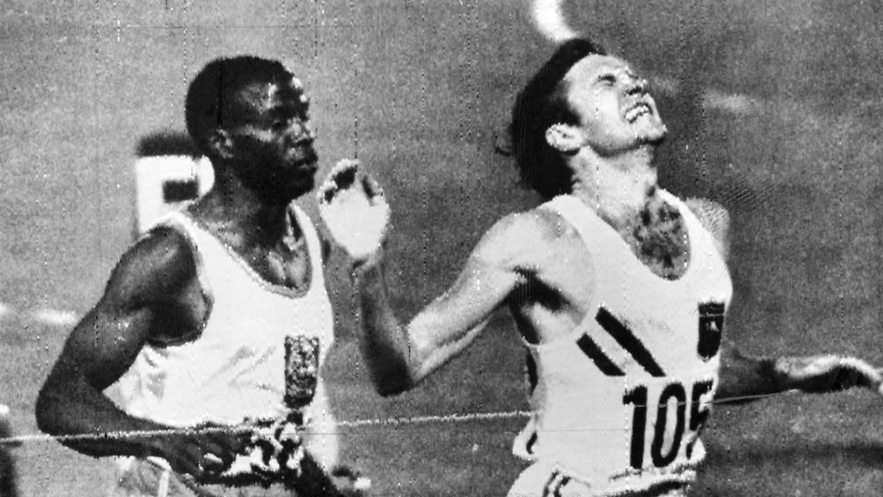 Ralph Doubell wins the 800m race at the 1968 Mexico Olympics.