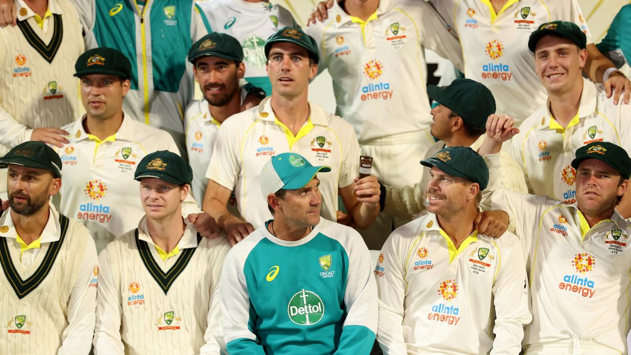 Justin Langer celebrates Ashes success with his squad. Picture: Getty Images