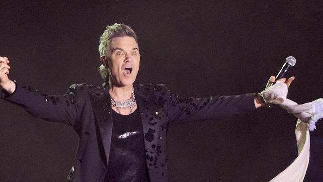 Robbie Williams performing at the VAILO Adelaide 500, Sunday, Nov. 26, 2023. Picture: Matt Loxton