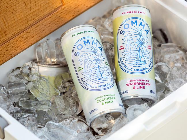 Somma is a low-cal, low-carb, sugar-free, alcoholic seltzer.