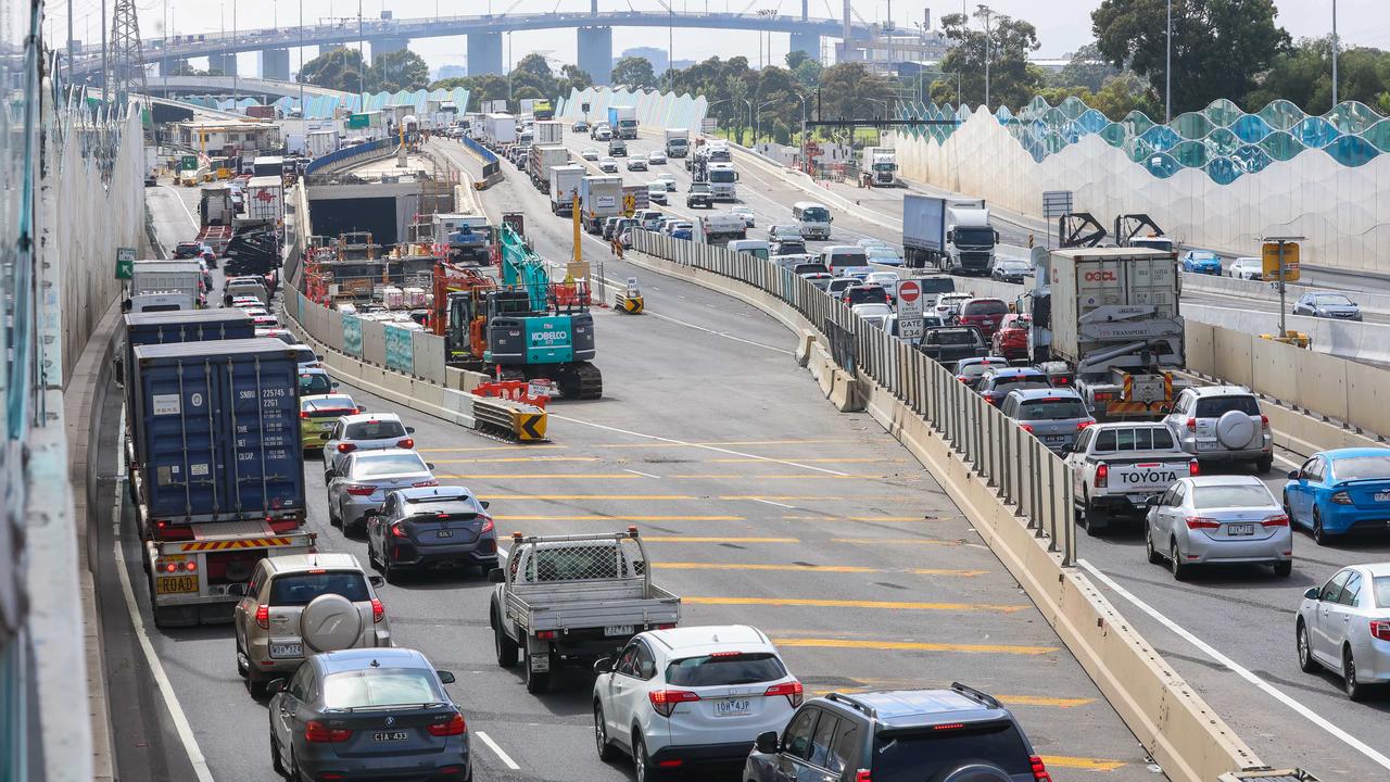 West Gate Bridge traffic Major delays as lanes close for