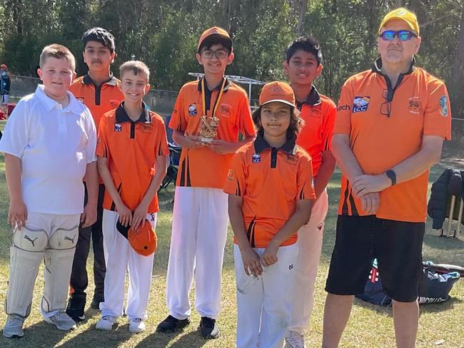 Stephan Raats, Mohnish Saravanan, Dan Wakefield, Abdullah Khan, Attaulah Khan and coach Peter Moore (far right).