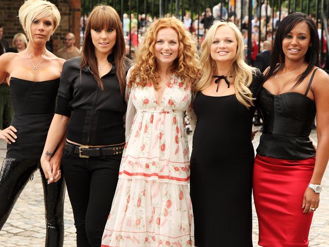 LONDON - JUNE 28:  Spice Girls (L-R) Victoria Beckham, Melanie Chisholm (Mel C), Geri Halliwell, Emma Bunton and Melanie Brown (Mel B) pose for a photocall at the Royal Observatory, Greenwich ahead of their news conference later today on June 28, 2007 in London, England.  (Photo by Getty Images)