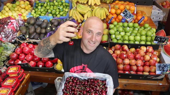 Peter Zampierollo in the fruit and veg section. ph0405495166. Xmas shopping time at the Victoria Markets. Saturday, December 23. 2017. Picture: David Crosling