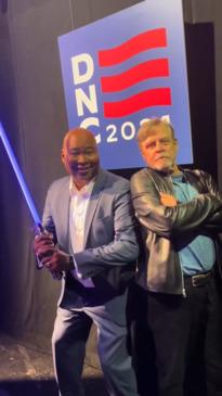 Mark Hamill speaks out against Trump at DNC