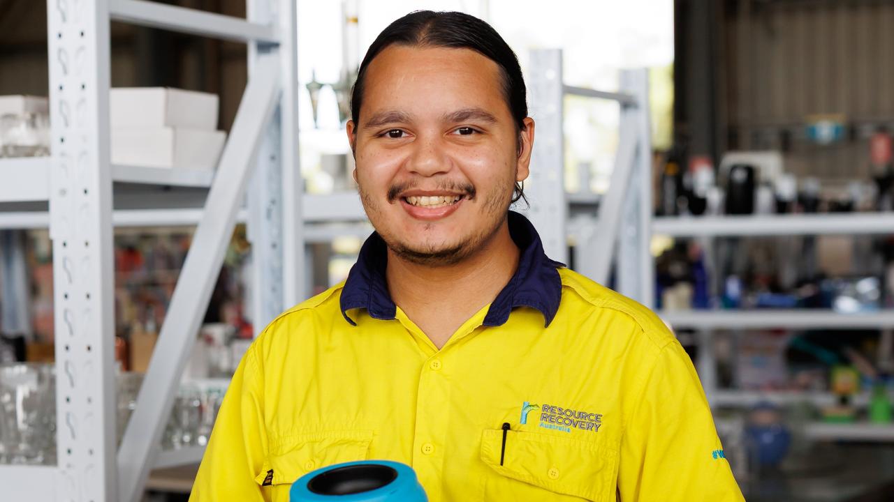 ‘I’m loving it’: How Top End man is turning trash into treasure