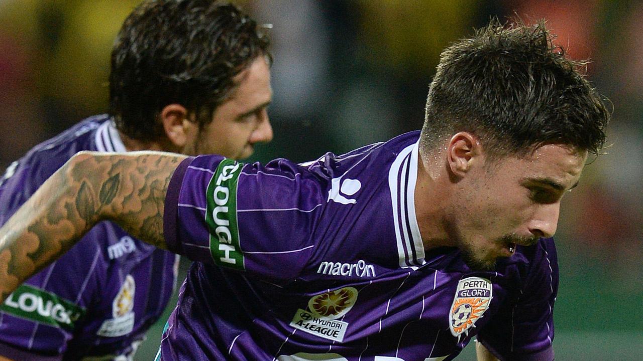 A League Brisbane Roar sign former Perth Glory striker Jamie