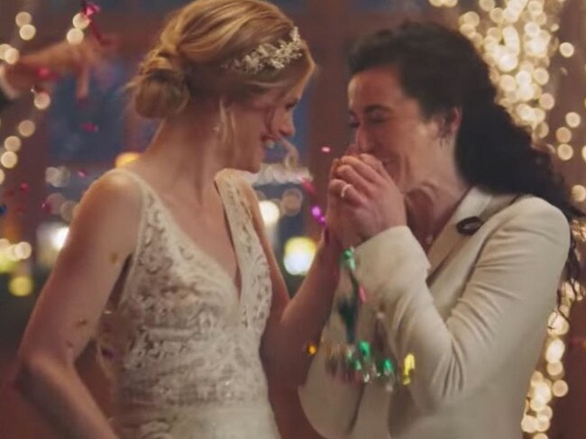 This Hallmark ad featuring a same sex wedding ended up getting pulled.