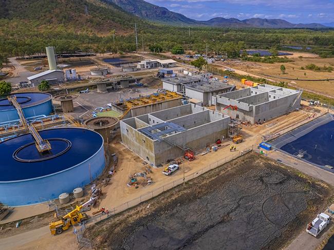 Constructing the Douglas Water Treatment Plant Water Clarifiers Module 3 and 4. Picture: TCC.