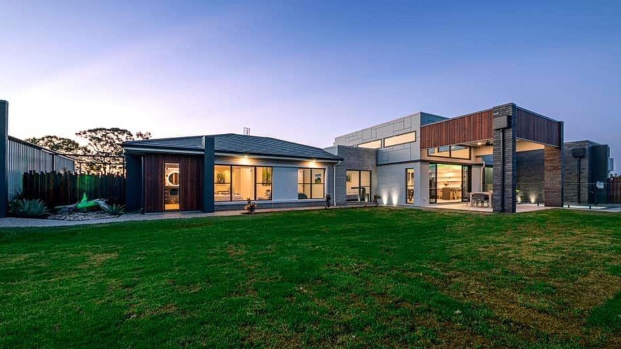 Hughes Elite Builders award-winning display home exterior landscape. Photo: Hughes Elite Builders