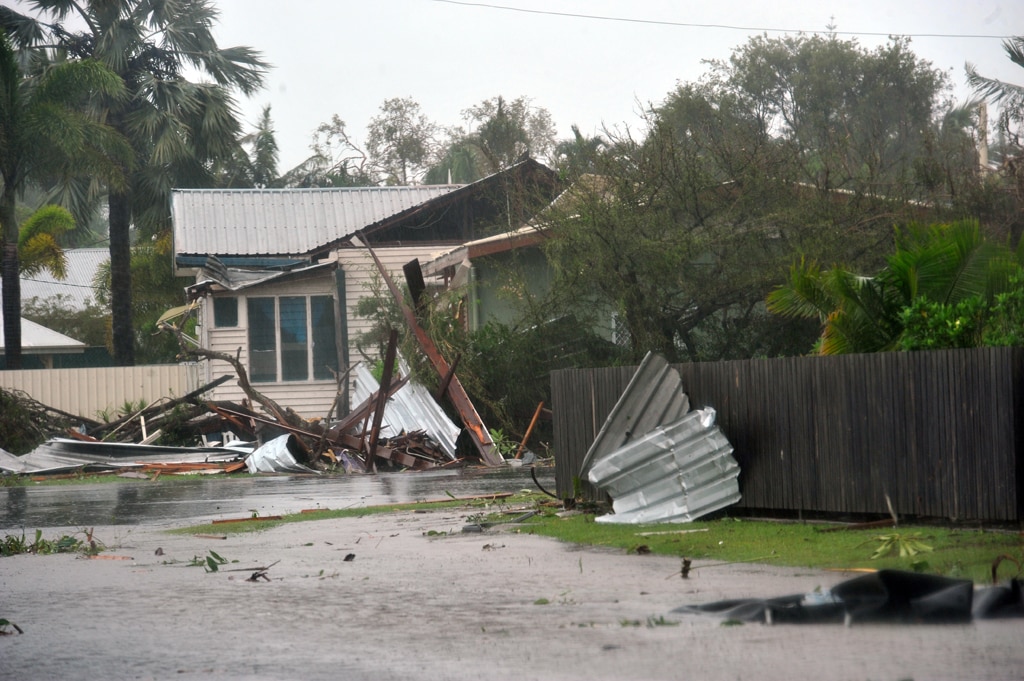 Mini-tornado hits Bargara | The Courier Mail