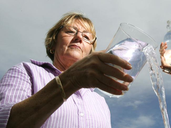 Annette Sheppard, who led a meeting against fluoridated water on Thursday night, is joined by Dr Sue Cory. Sheppard and Cory are planning to ask the  government to stop its plan for fluoridation.